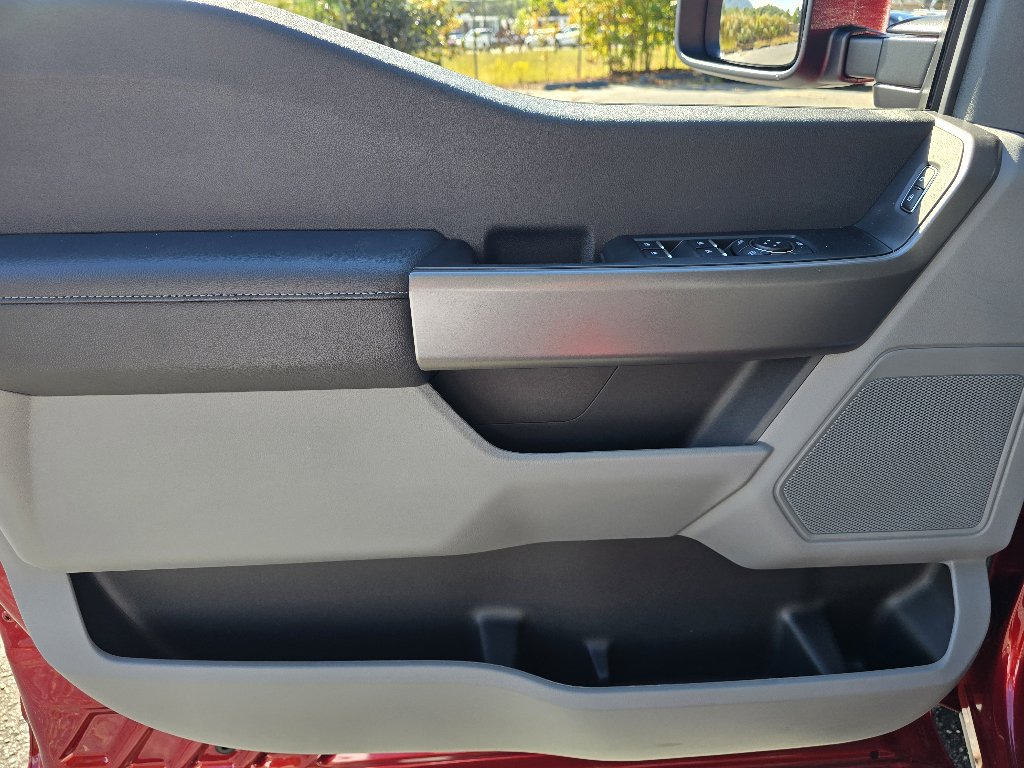 New 2026 Ford F350 XLT image 8
