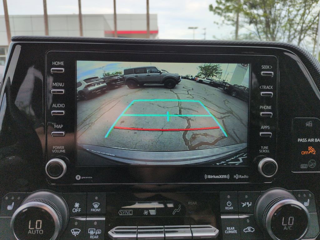 Used 2022 Toyota Highlander XSE image 20