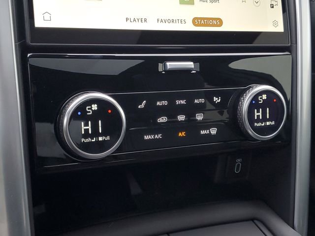 New 2026 Land Rover Discovery S AWD/4WD image 35