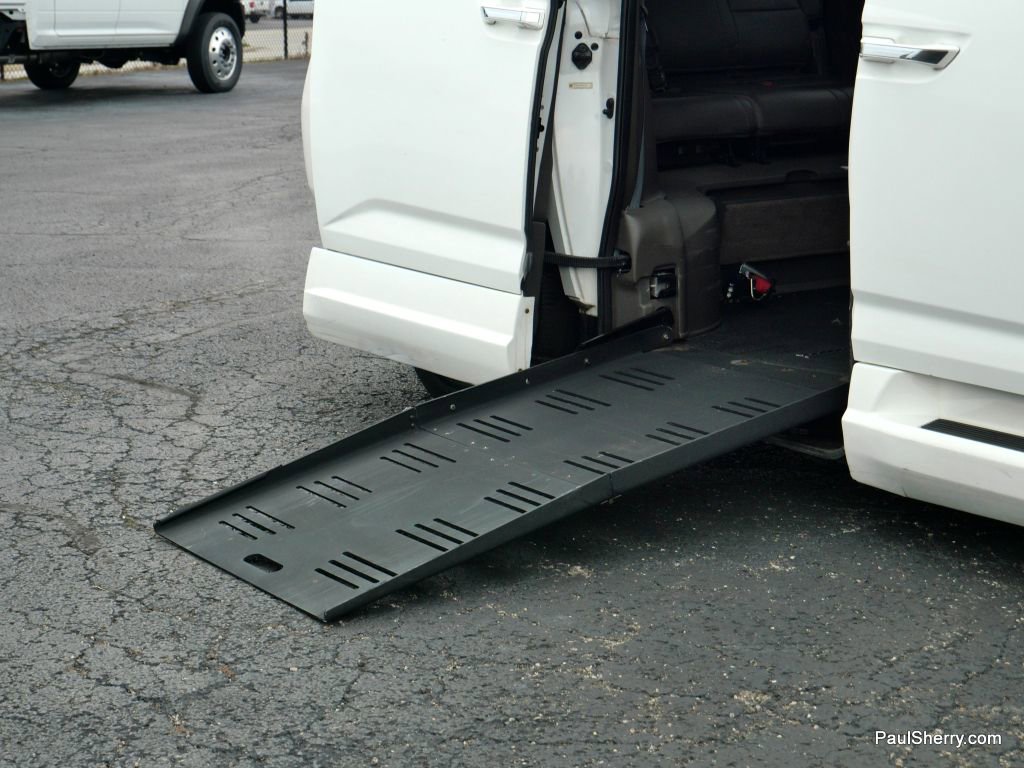 Used 2013 Honda Odyssey EX-L image 12