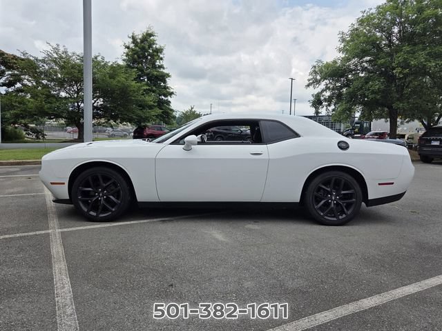 Used 2021 Dodge Challenger SXT w/ Blacktop Package RWD image 2