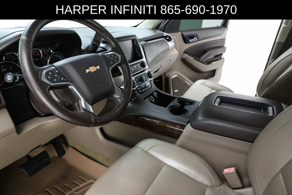 Used 2018 Chevrolet Suburban LT RWD image 61