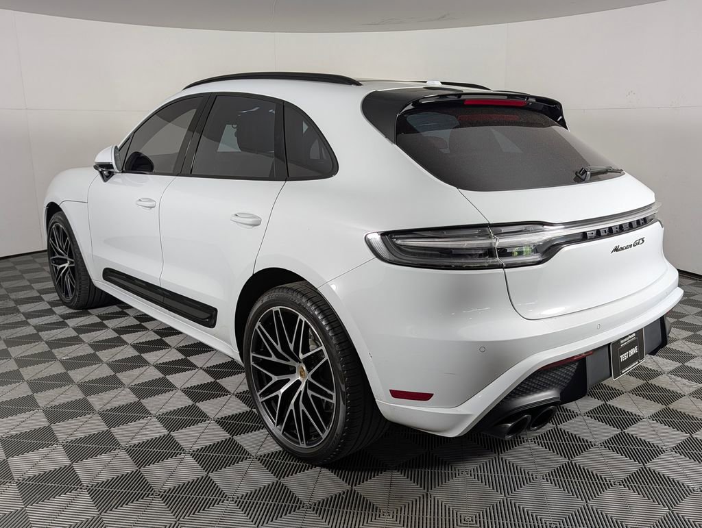 Certified 2023 Porsche Macan GTS AWD/4WD image 3