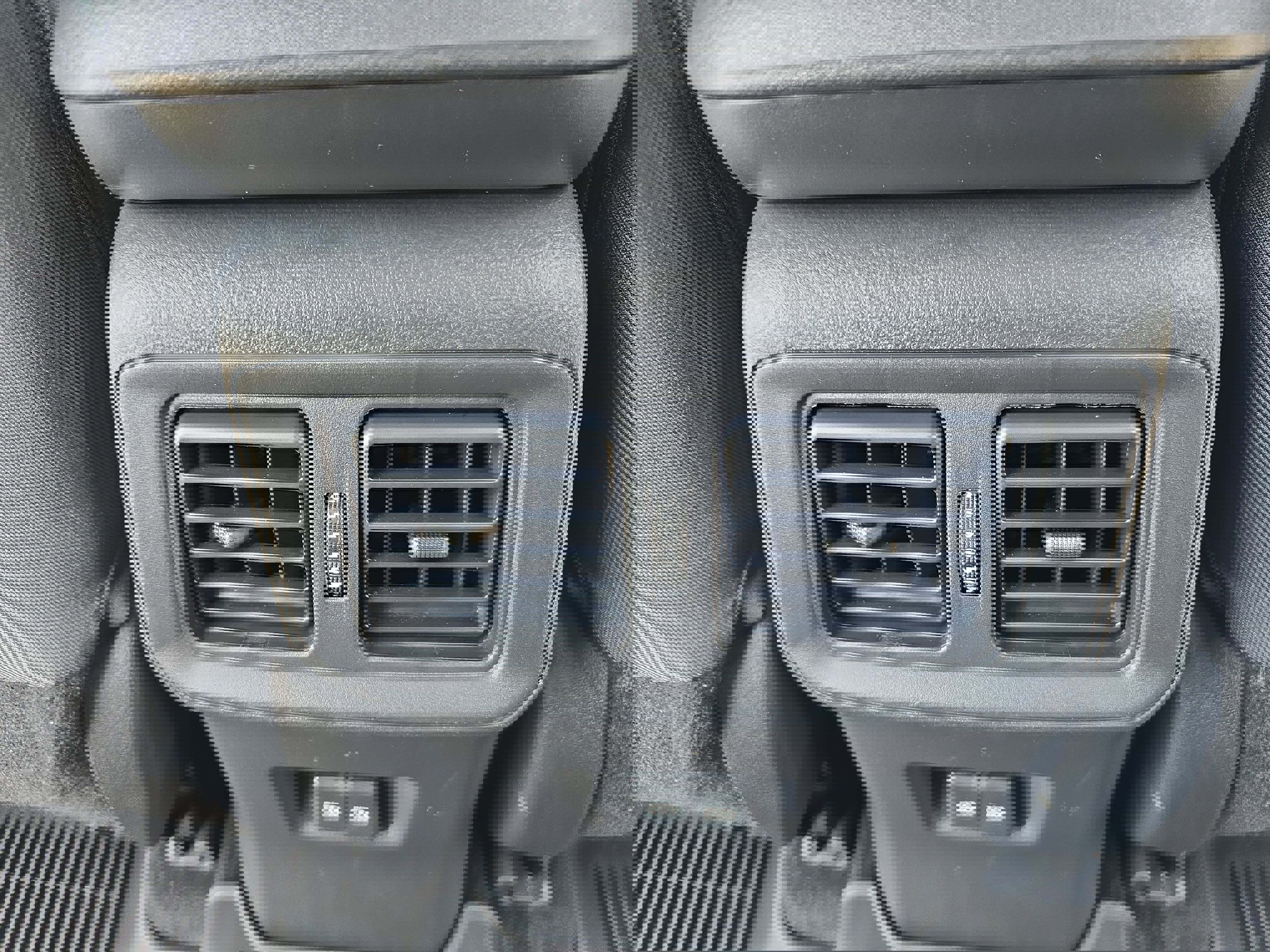 Used 2025 Toyota RAV4 XLE w/ Convenience Package image 12