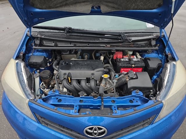 Used 2013 Toyota Yaris L image 27