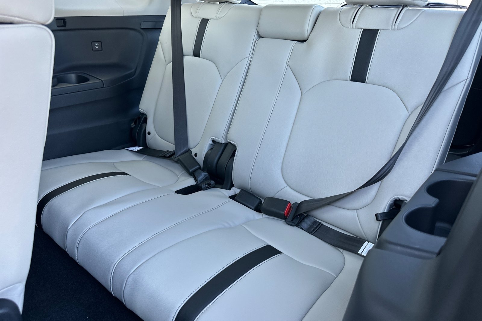 New 2026 Honda Pilot Touring image 13