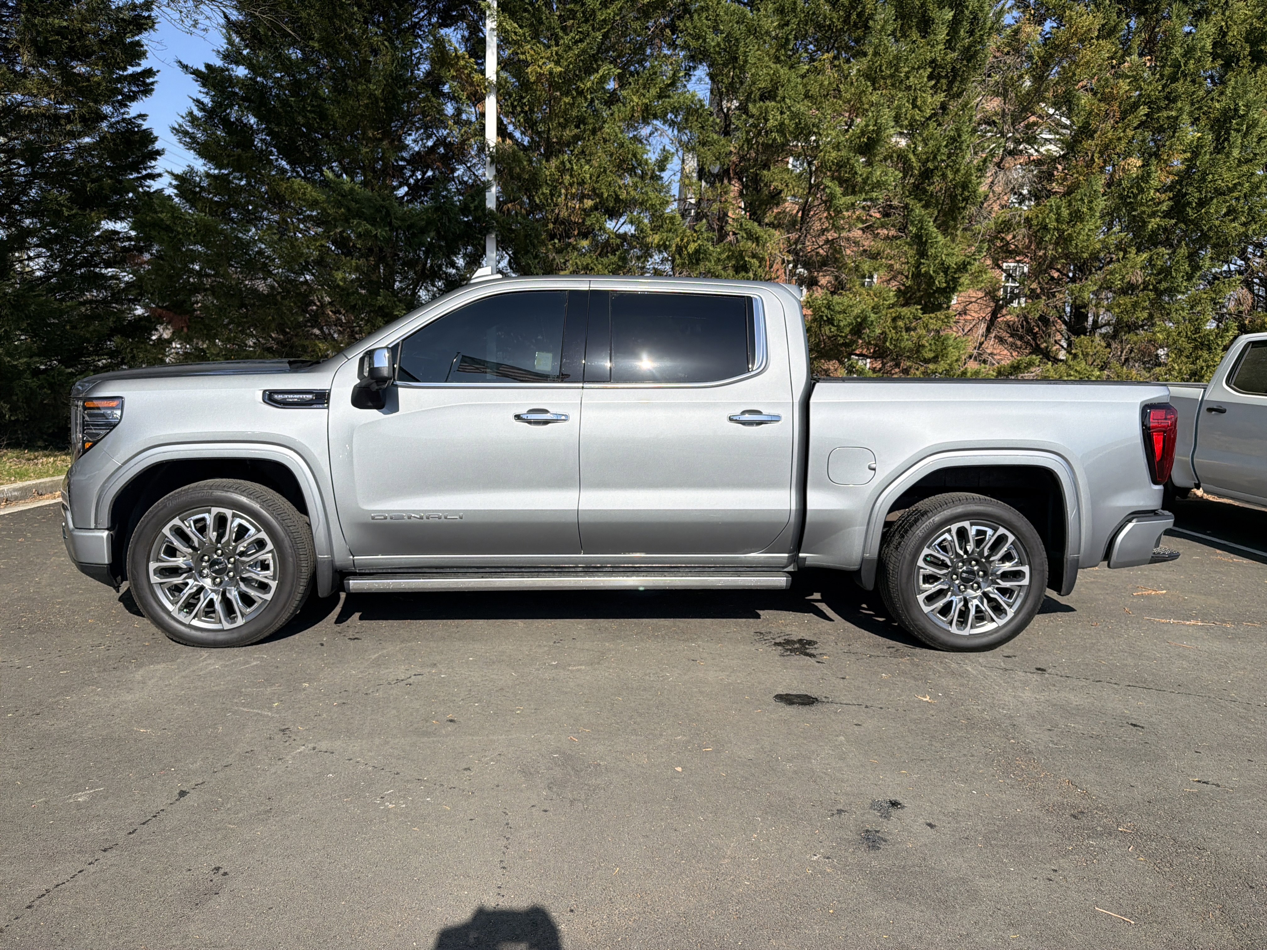 Used 2025 GMC Sierra 1500 Denali Ultimate AWD/4WD image 7