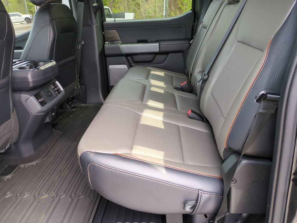 Used 2025 Ford F150 Lariat w/ Equipment Group 501A Mid AWD/4WD image 18