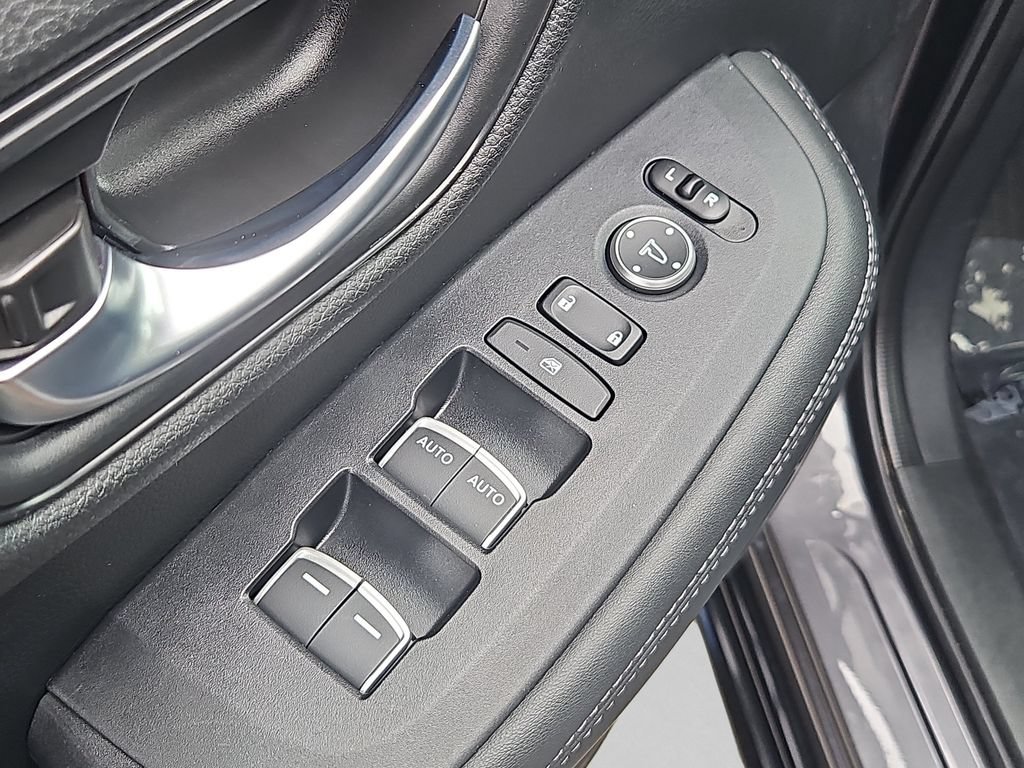 Used 2024 Honda HR-V EX-L image 23