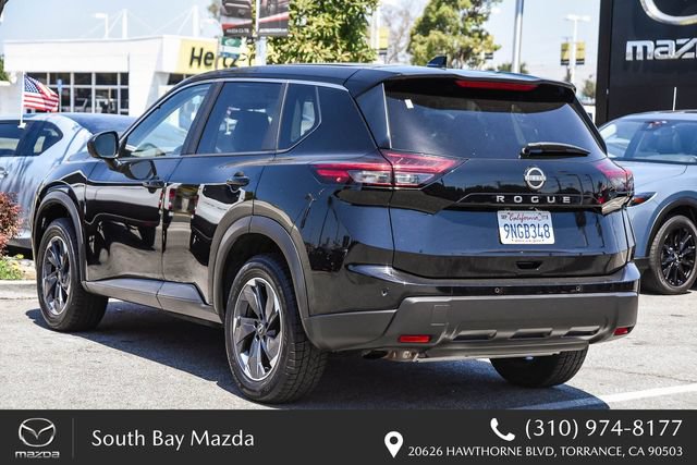 Used 2025 Nissan Rogue SV FWD image 6