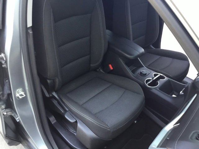 Used 2024 GMC Terrain SLE image 25