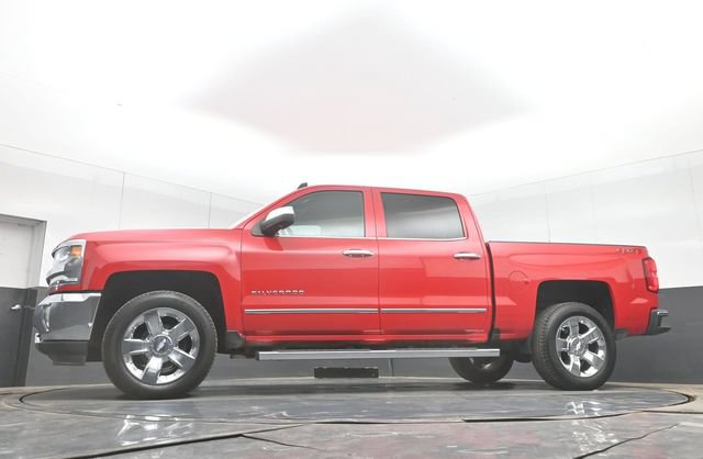 Used 2018 Chevrolet Silverado 1500 LTZ w/ Sport Package AWD/4WD image 43