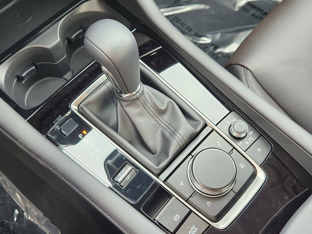 New 2026 MAZDA MAZDA3 2.5 Turbo Sedan w/Premium Plus image 11