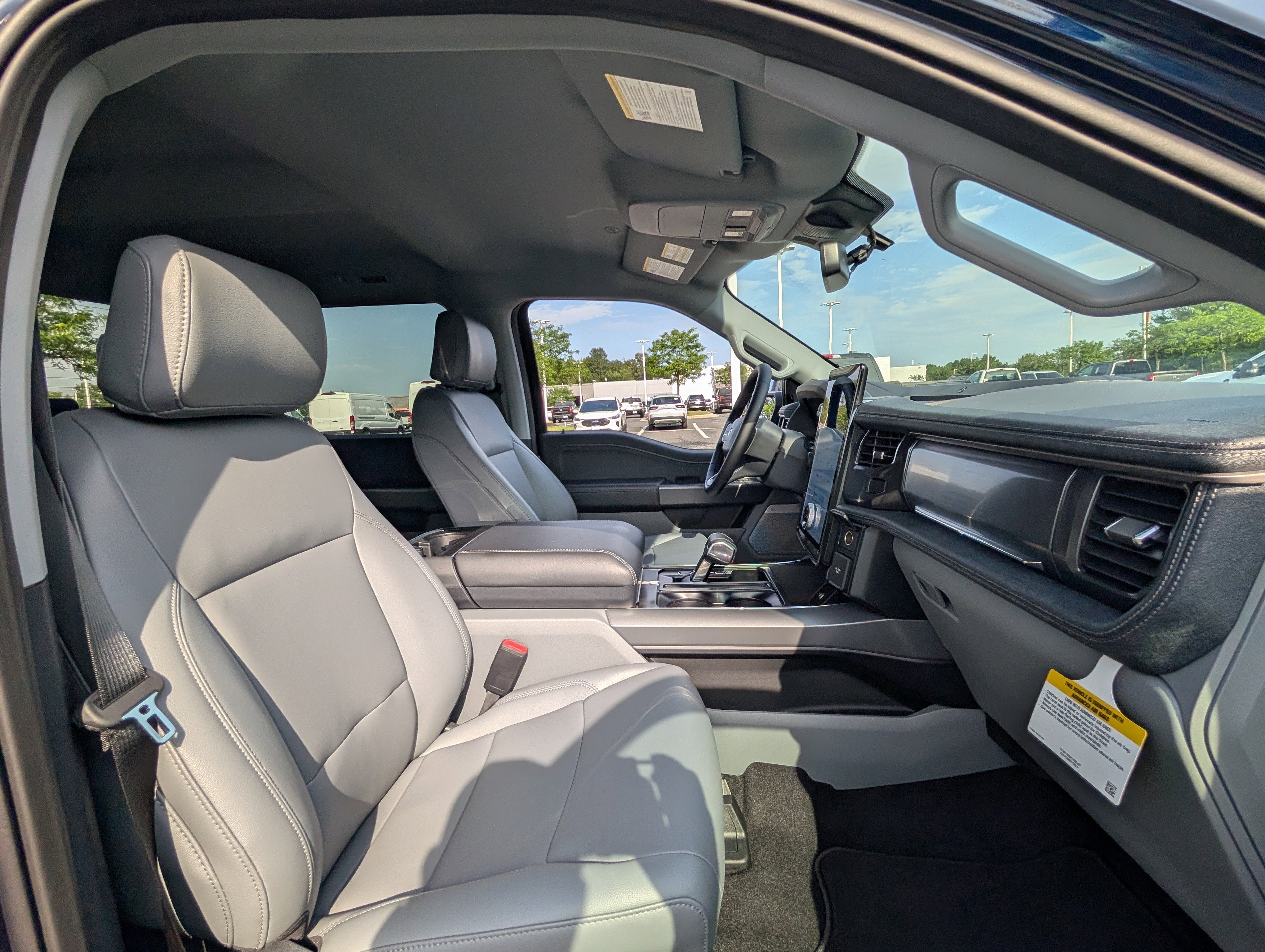 New 2025 Ford F150 Lightning Flash image 7