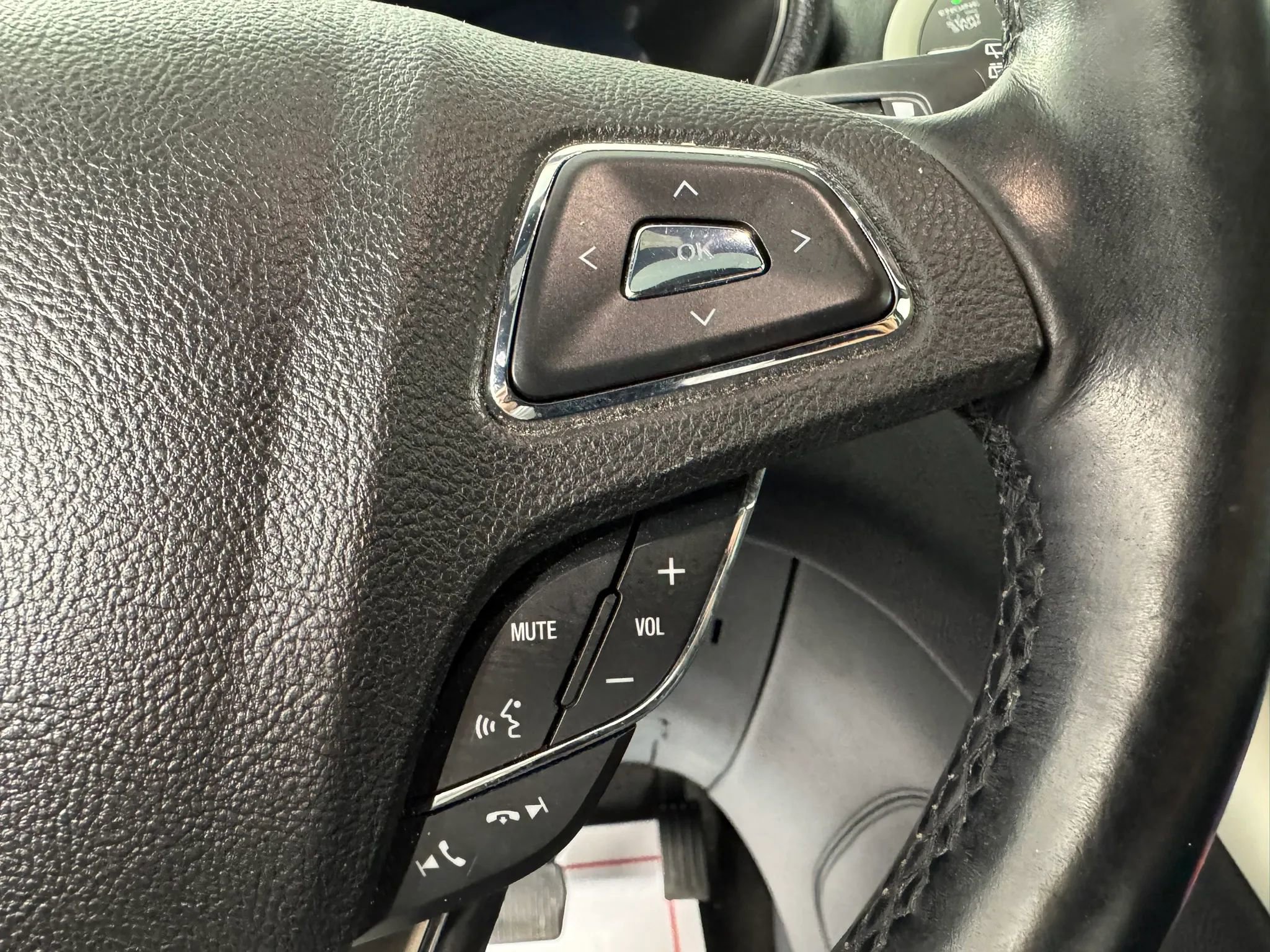 Used 2019 Lincoln MKC Reserve w/ MKC Climate Package AWD/4WD image 16