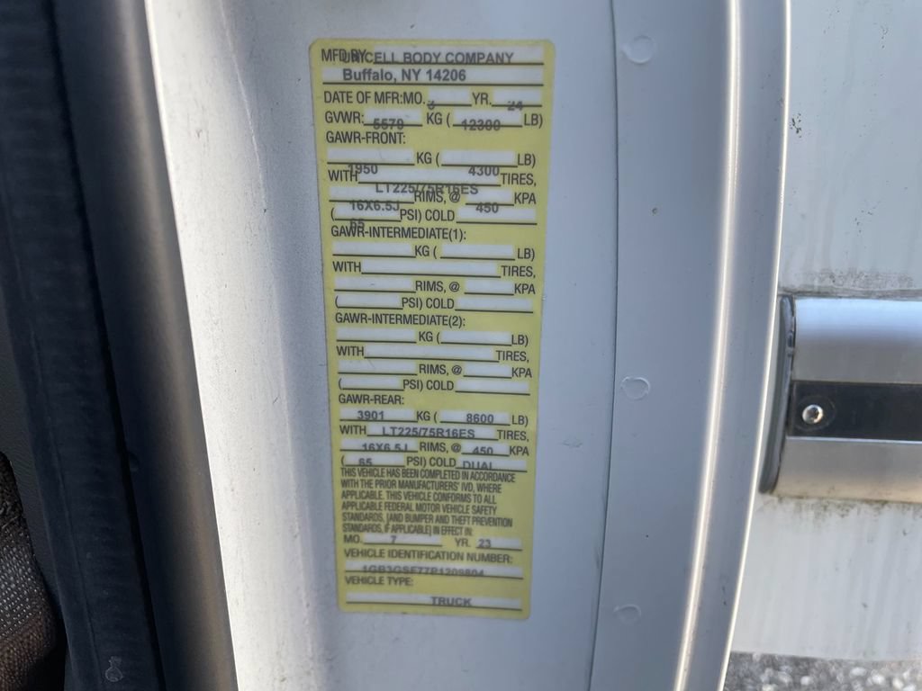 Used 2023 Chevrolet Express 3500 w/ Power Convenience Package RWD image 31