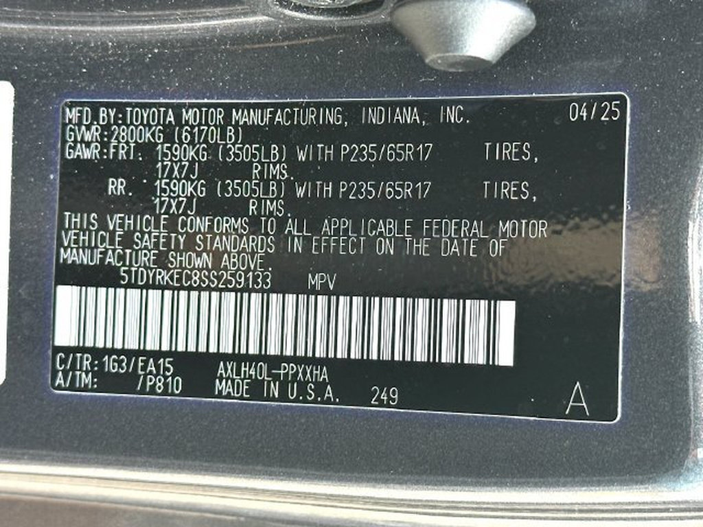 Used 2025 Toyota Sienna XLE FWD image 33