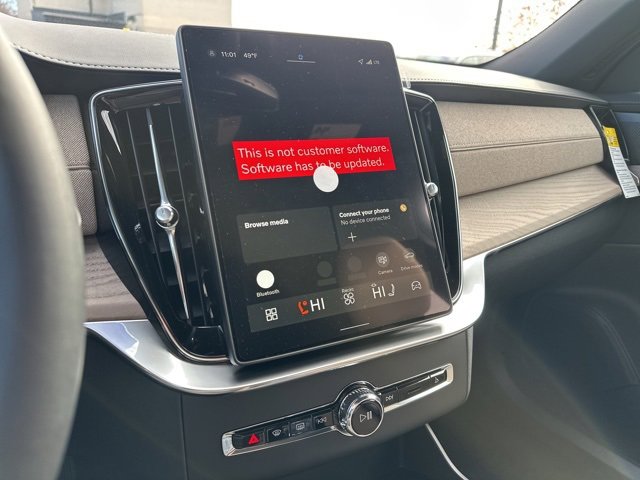 New 2026 Volvo XC90 B6 Plus w/ Protection Package Premier image 15