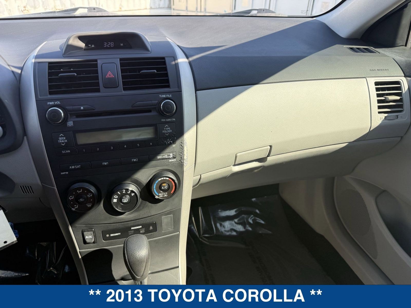 Used 2013 Toyota Corolla L image 26