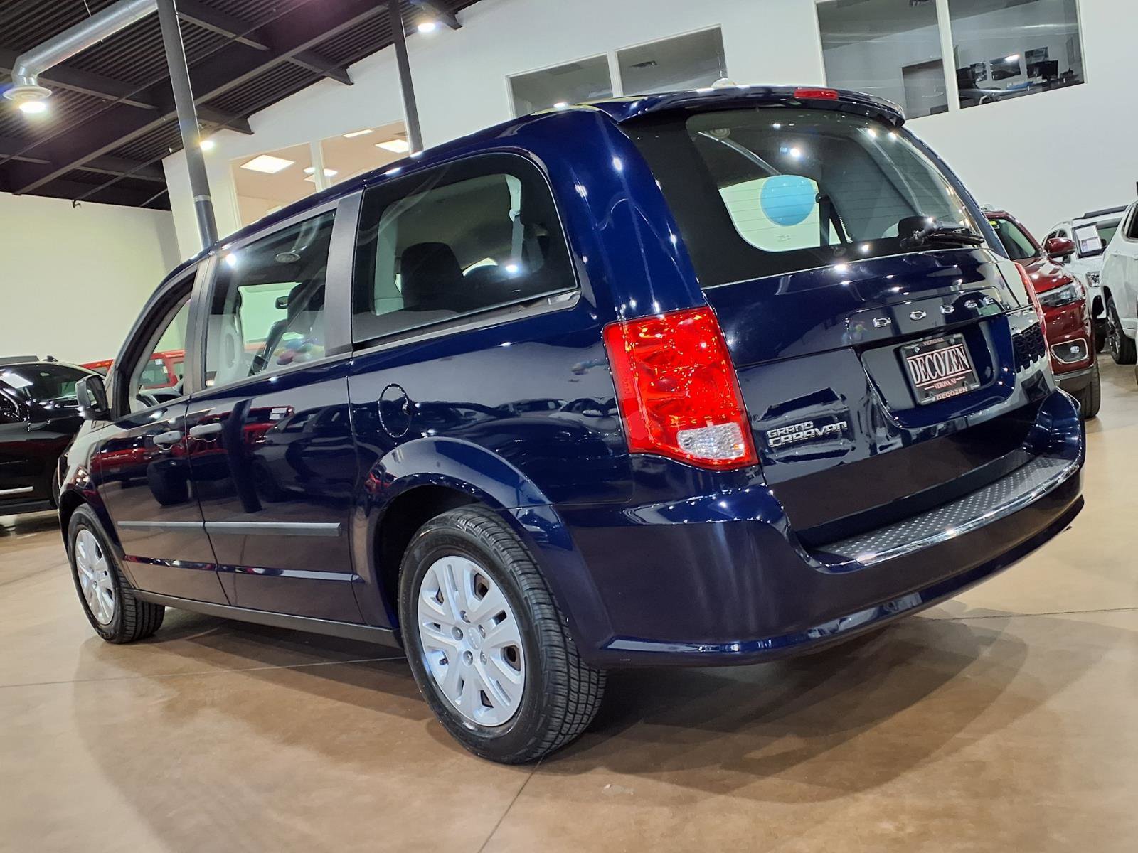 Used 2014 Dodge Grand Caravan SE image 4
