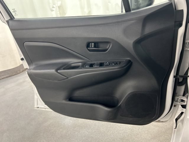 Used 2021 Nissan Versa S FWD image 18