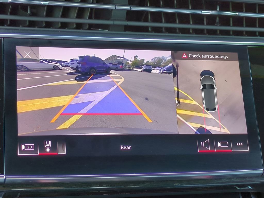 Used 2023 Audi Q8 Premium Plus image 33