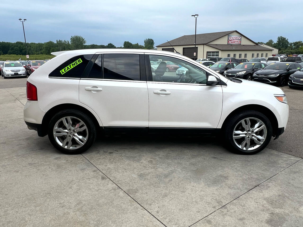 Used 2011 Ford Edge Limited w/ Canadian Touring Pkg image 4