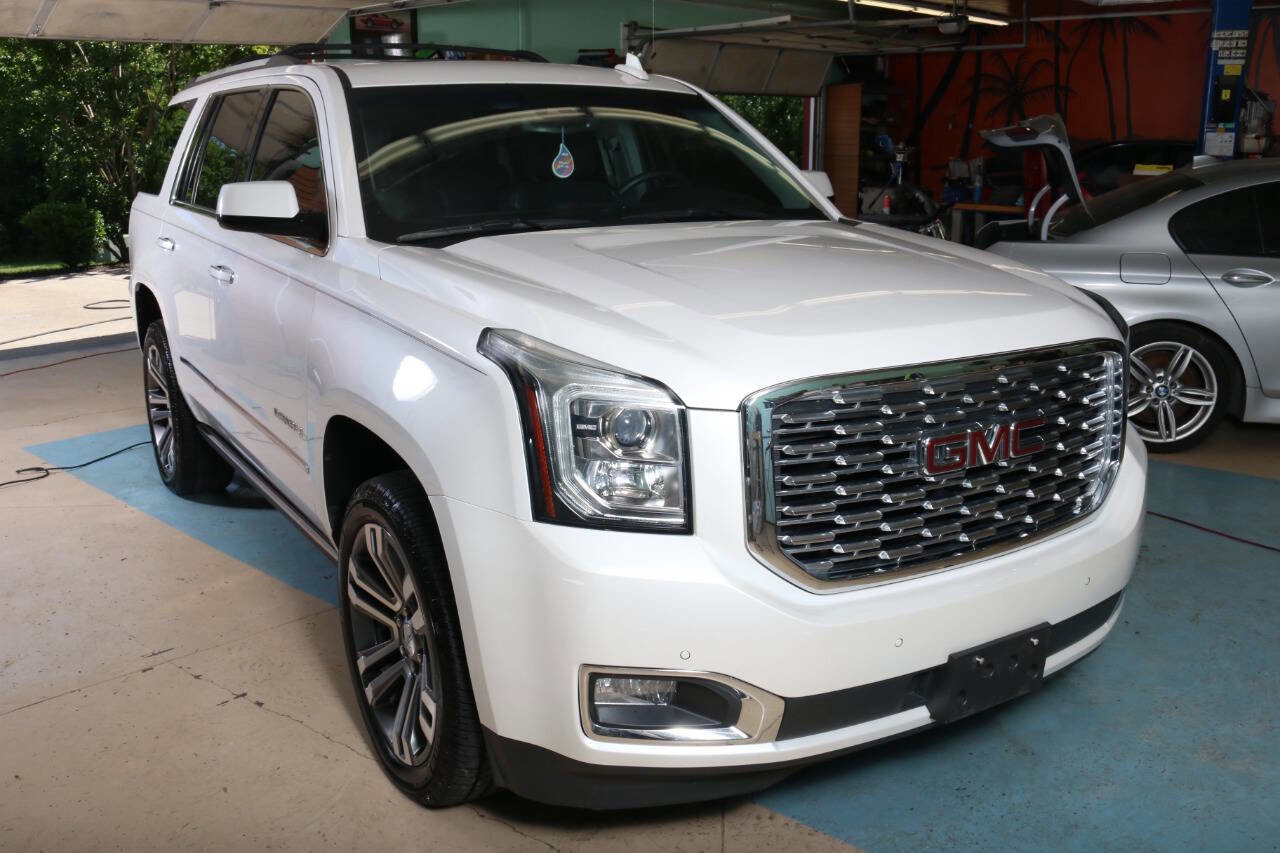 Used 2018 GMC Yukon Denali w/ Denali Ultimate Package AWD/4WD image 1