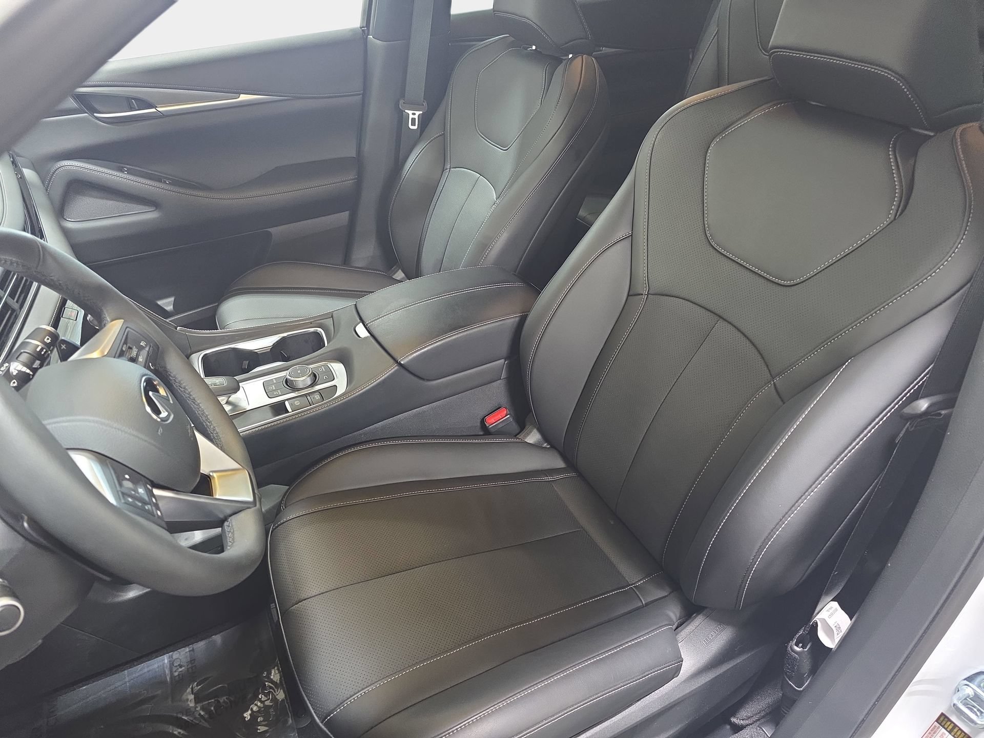 Used 2026 INFINITI QX60 Pure w/ Cargo Package AWD/4WD image 15