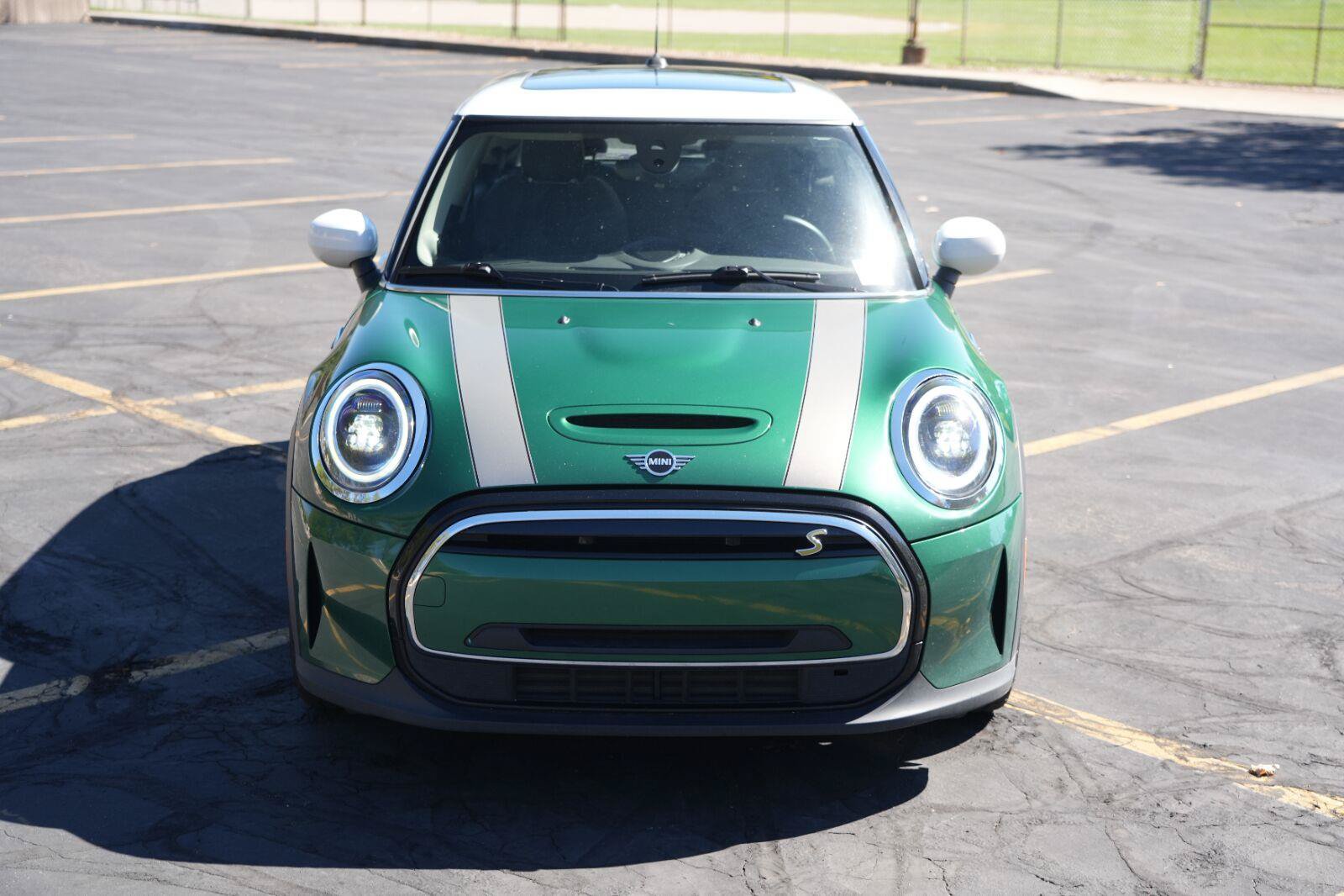 Used 2023 MINI Cooper SE FWD image 8