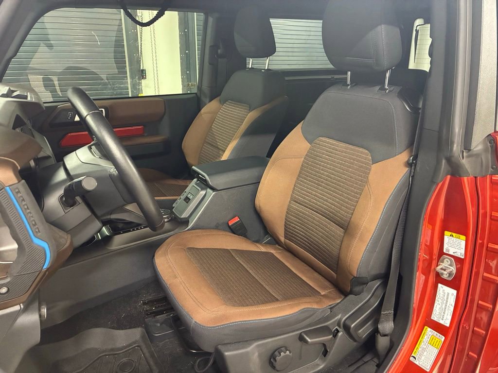 Used 2023 Ford Bronco Outer Banks AWD/4WD image 5