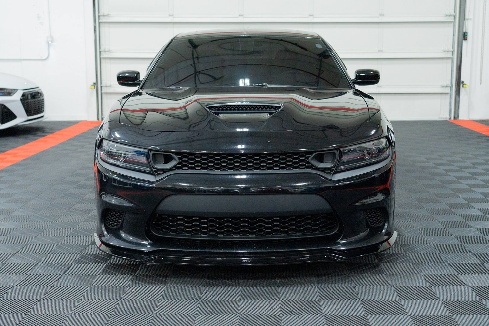Used 2023 Dodge Charger R/T w/ Blacktop Package RWD image 2