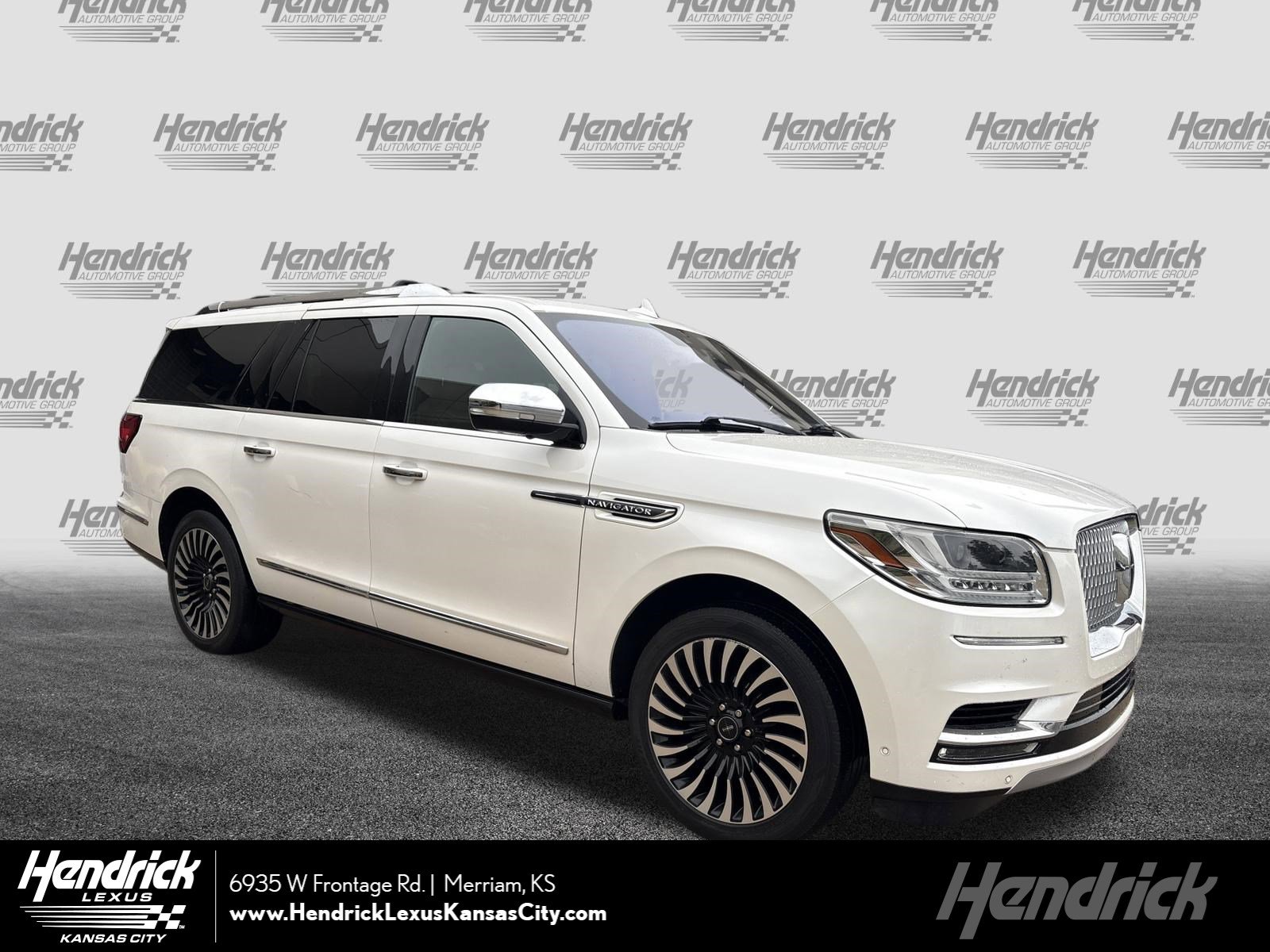 Used 2019 Lincoln Navigator L Black Label w/ Cargo Package AWD/4WD video 1