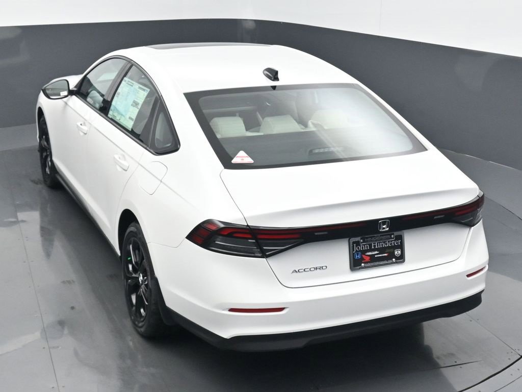 New 2025 Honda Accord SE image 17