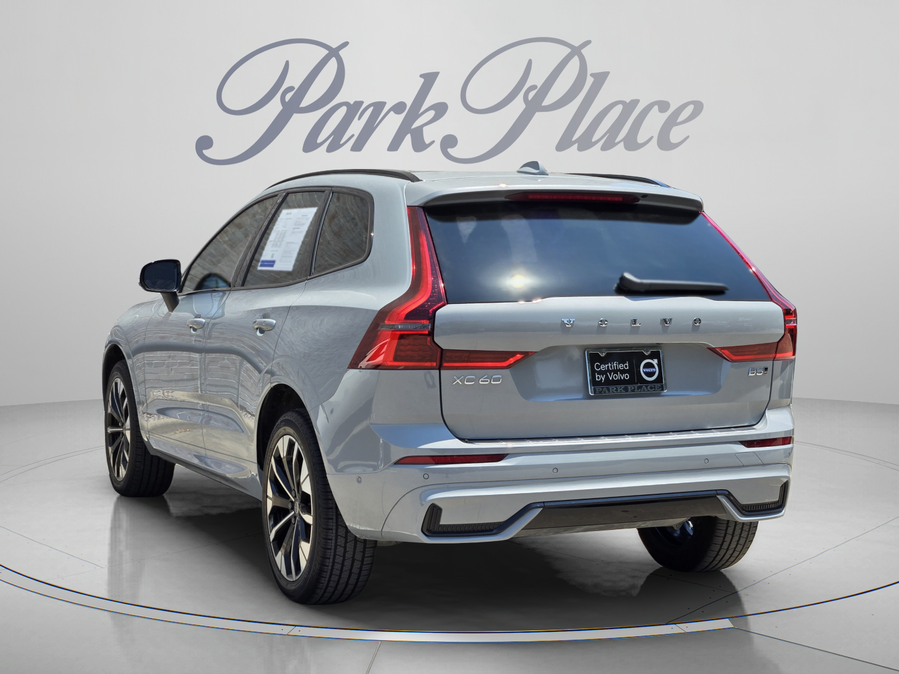Certified 2026 Volvo XC60 B5 Plus w/ Protection Package Premier AWD/4WD image 3