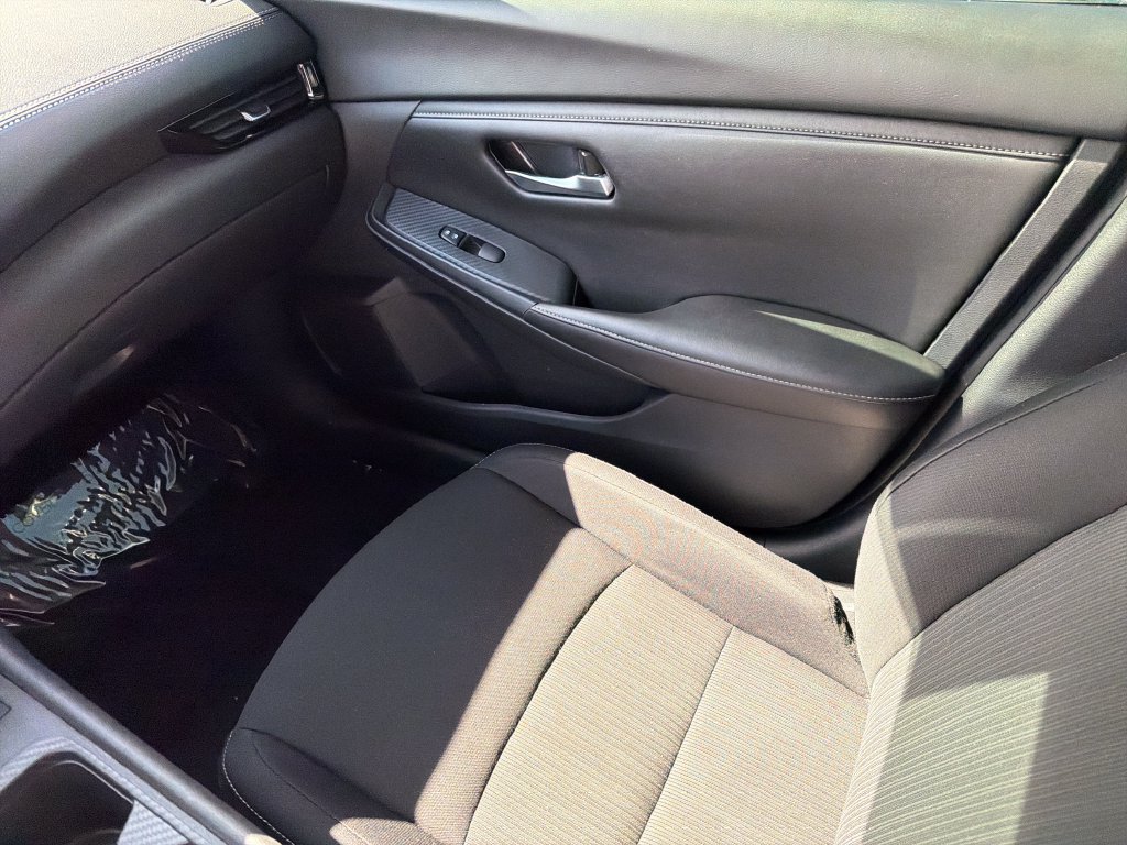 Used 2024 Nissan Sentra SV w/ Trunk Package FWD image 28