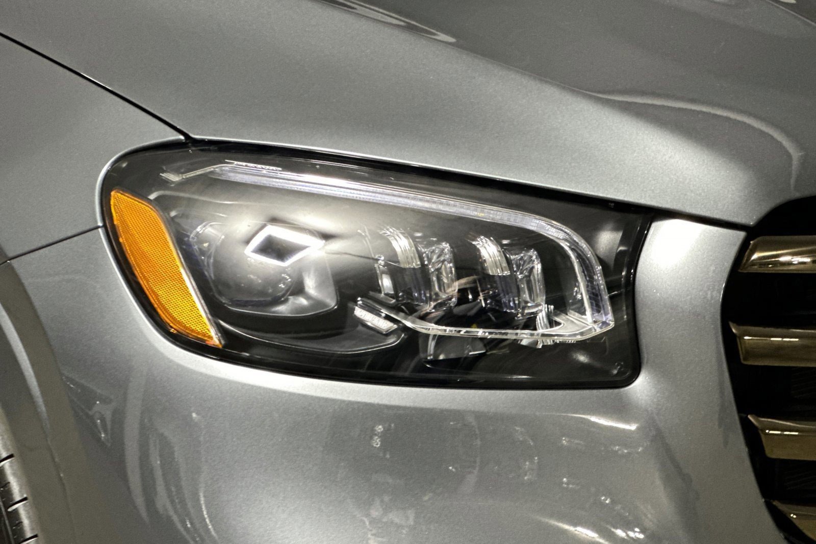 Used 2026 Mercedes-Benz GLS 450 4MATIC image 11