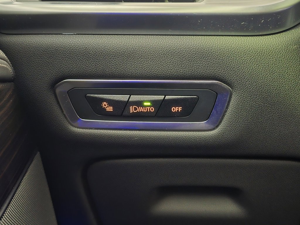 Certified 2024 BMW X7 M60i w/ Executive Package image 29