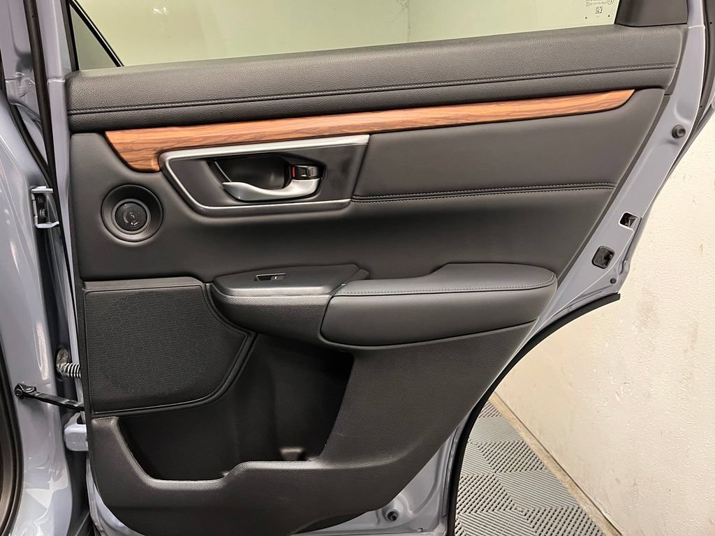 Used 2021 Honda CR-V Touring image 18