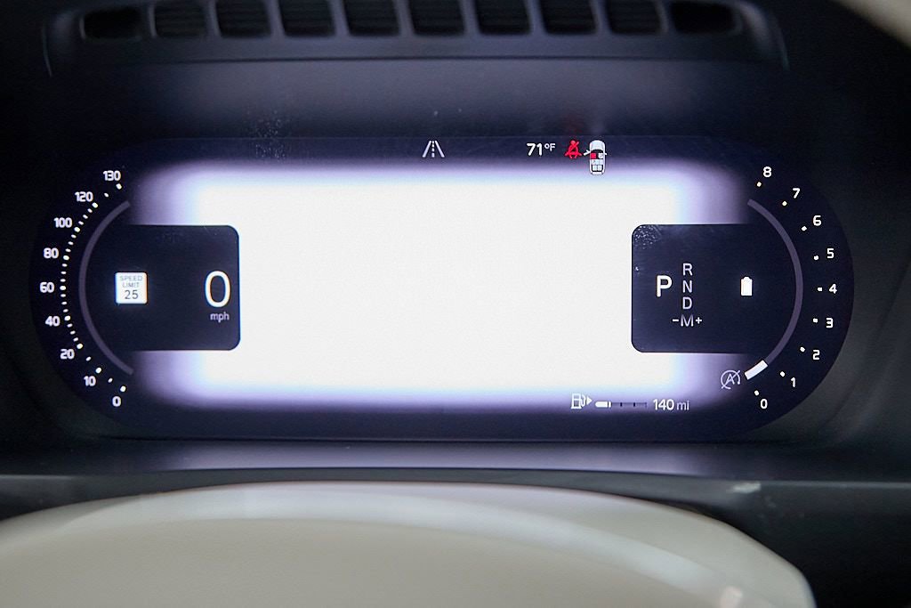 Used 2024 Volvo XC90 B6 Plus w/ Protection Package Premier image 17