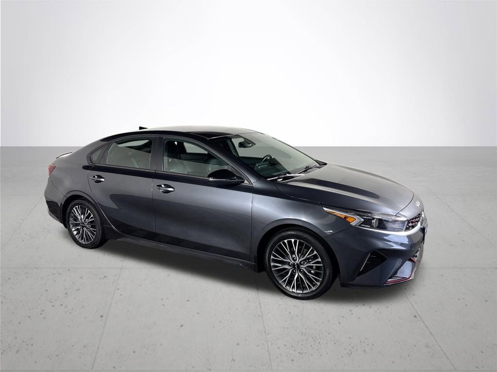 Certified 2024 Kia Forte GT-Line image 4