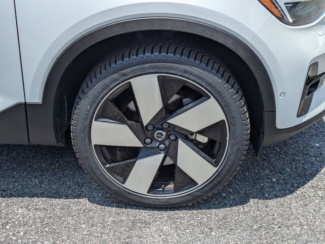 Certified 2023 Volvo C40 P8 Recharge Ultimate AWD/4WD image 14