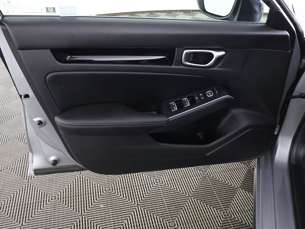 Used 2025 Honda Civic Sport Touring image 25