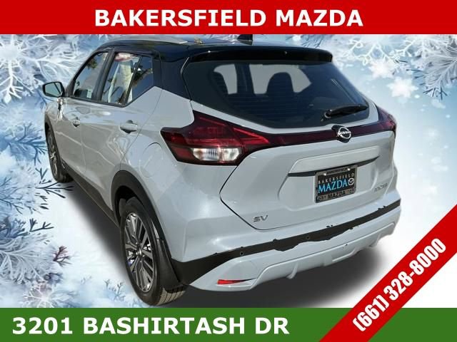 Used 2023 Nissan Kicks SV image 7