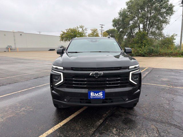 New 2026 Chevrolet Suburban RST w/ RST Capability Package AWD/4WD image 2