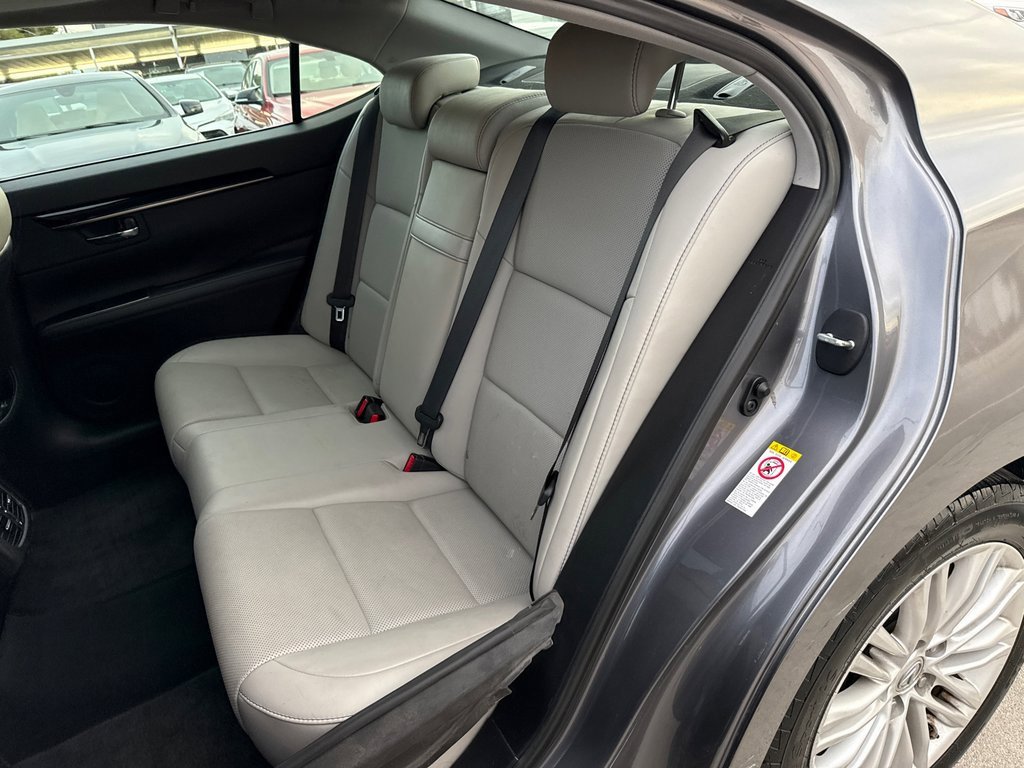 Used 2016 Lexus ES 350 image 13