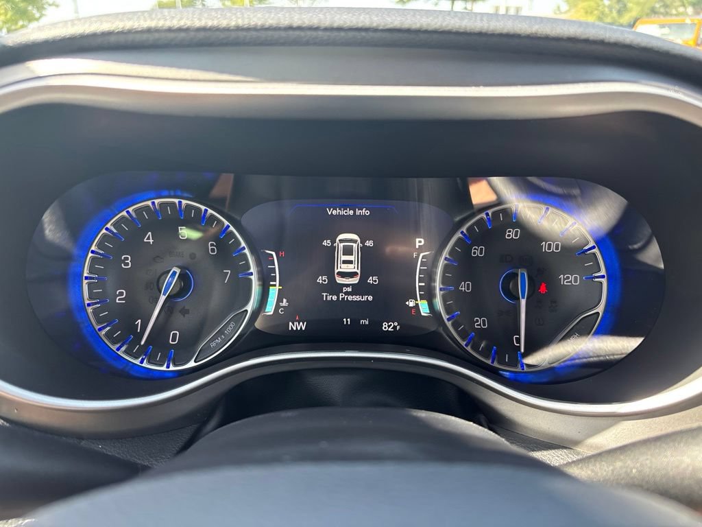 New 2027 Chrysler Pacifica Select FWD image 38