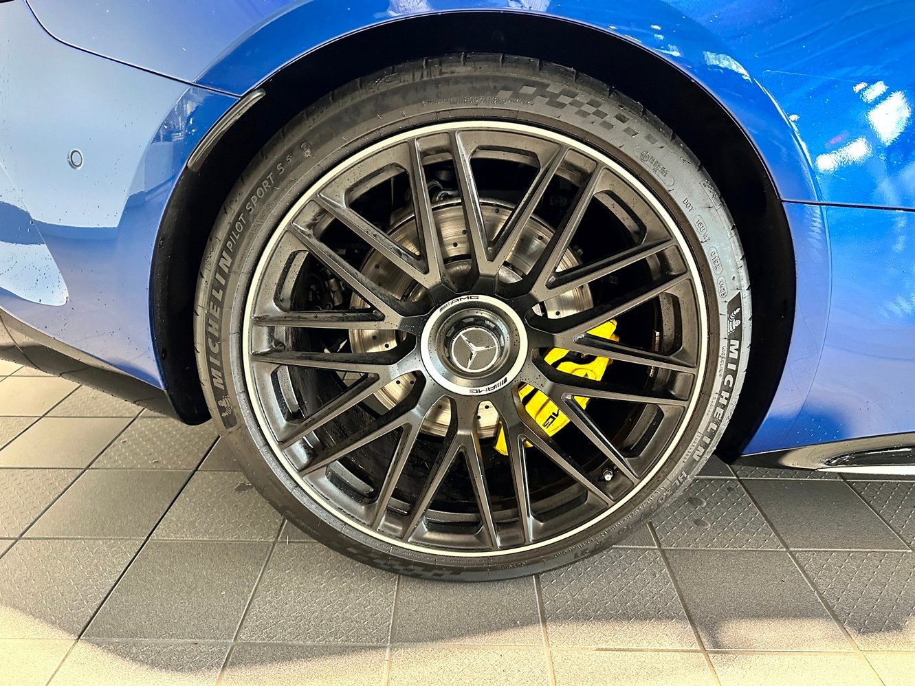 Used 2024 Mercedes-Benz AMG GT 63 image 13