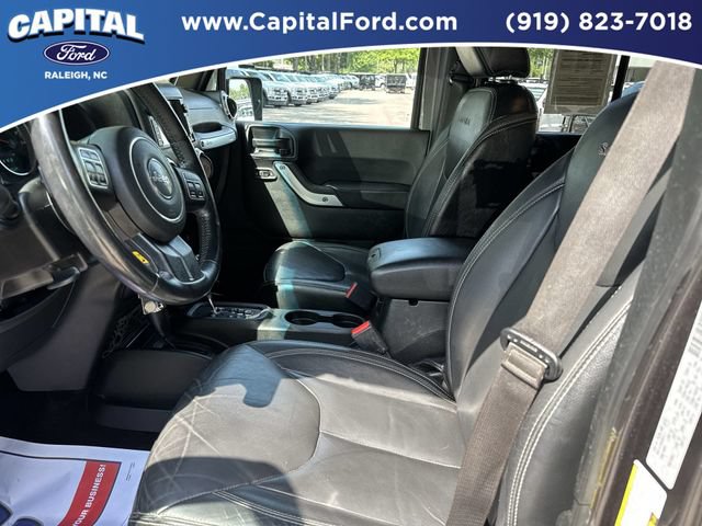 Used 2017 Jeep Wrangler Unlimited Sahara w/ Connectivity Group AWD/4WD image 19