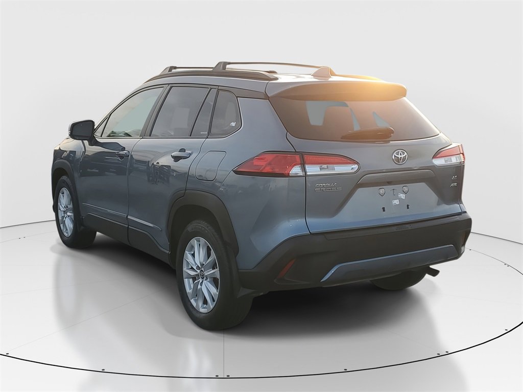 Certified 2023 Toyota Corolla Cross LE image 6